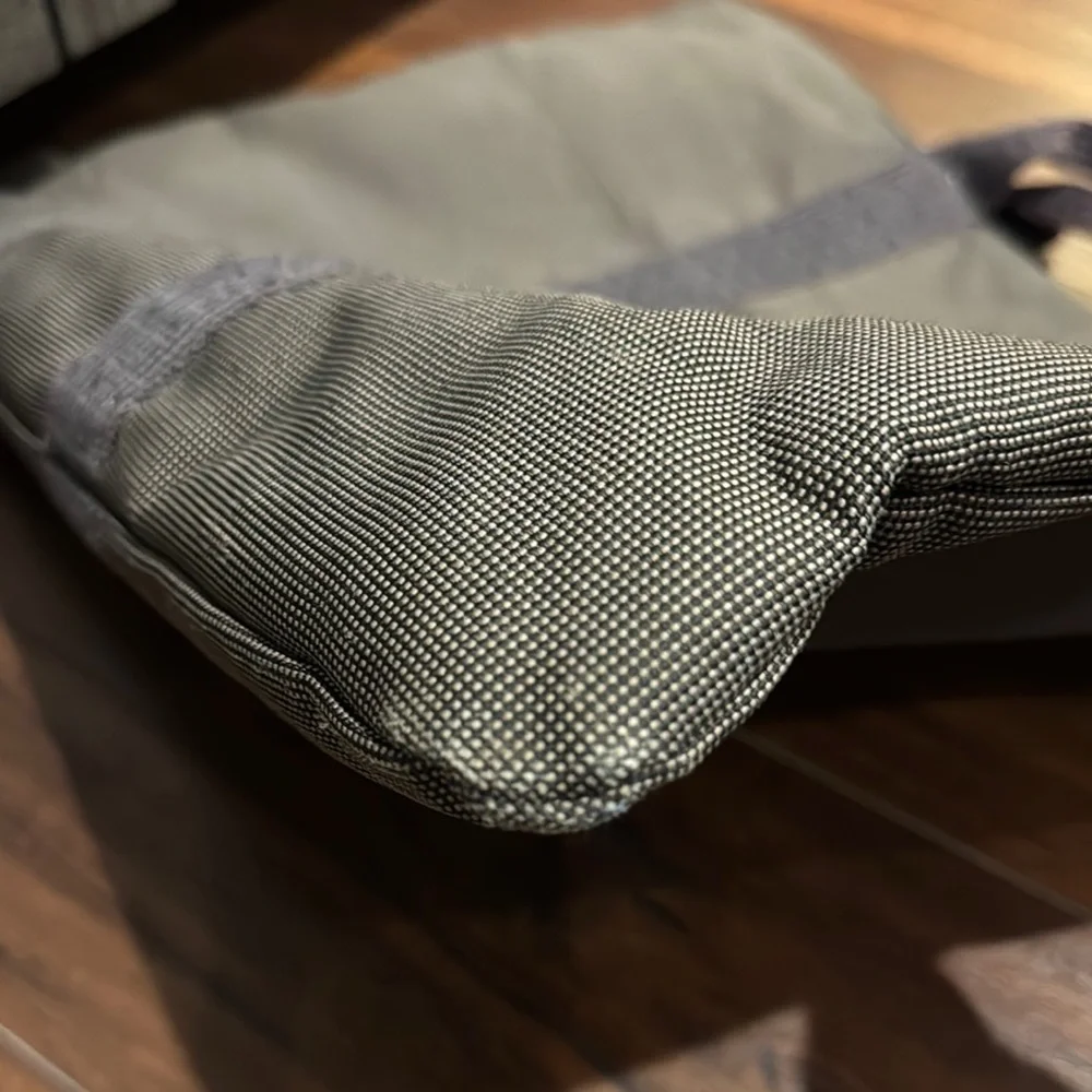 Hermes Pre Owned Gray Canvas with Pockets Laptop Bag Durable and Minimalist